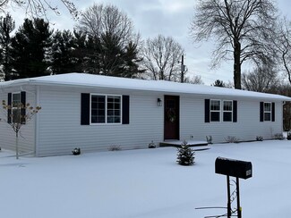 106 W Buckeye St, South Whitley, IN 46787