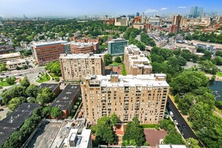 44 Washington St Unit 415, Brookline, MA 02445