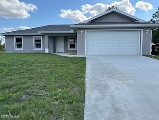 3303 26th St W, Lehigh Acres, FL 33971