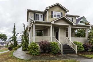 2030 Rucker Ave Unit 2, Everett, WA 98201
