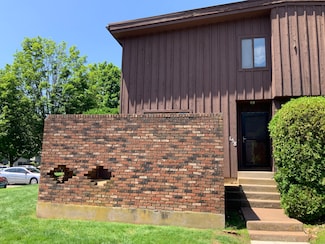 158 Webster Ct, Newington, CT 06111