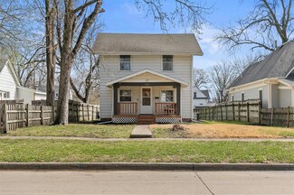 405 9th St, West Des Moines, IA 50265