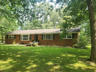 215 White Oak Dr, Manchester, TN 37355