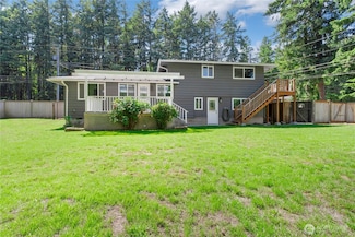 8217 50th Ave E, Tacoma, WA 98443