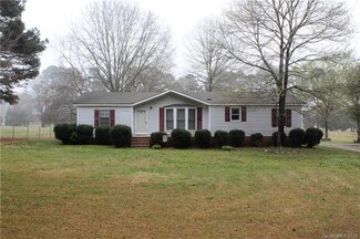 2392 Nc 742 N, Wadesboro, NC 28170