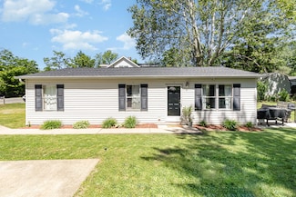 566 Sycamore St, Crescent Springs, KY 41017