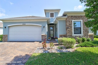 2242 Great Belt Cir, Melbourne, FL 32940