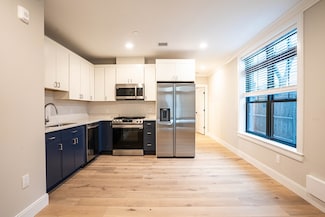 157 Everett St Unit 102, Boston, MA 02134