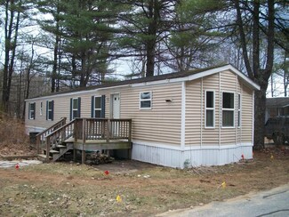 3 S Clinton St, Loudon, NH 03307