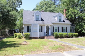 419 N Jackson St, Kingstree, SC 29556