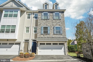11 S Wyoming Ave Unit 5, Ardmore, PA 19003