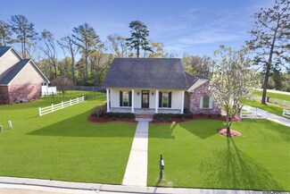 10202 Magnolia Blossom Ave, Greenwell Springs, LA 70739