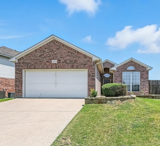 12500 Cottageville Ln, Fort Worth, TX 76244