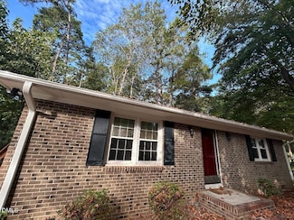 7409 Barberry Ct, Raleigh, NC 27615