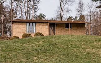 234 Old Plank Rd, Butler, PA 16002