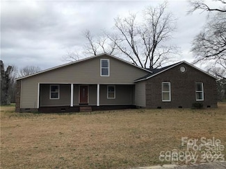 310 East St, Heath Springs, SC 29058