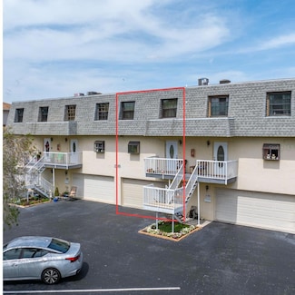 12485 2nd St E Unit C103, Treasure Island, FL 33706