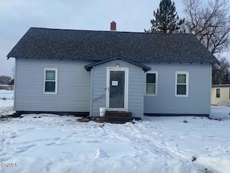602 Main St, Stanton, ND 58571