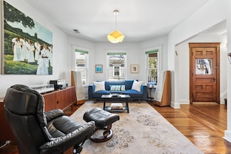 10 Sycamore St, Cambridge, MA 02140