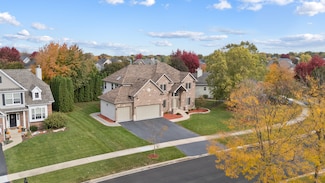 1161 Kate Dr, Yorkville, IL 60560