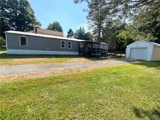 106 Bridge St, Carthage, NY 13619