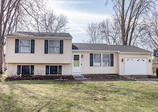4228 Balboa Dr, Liverpool, NY 13090