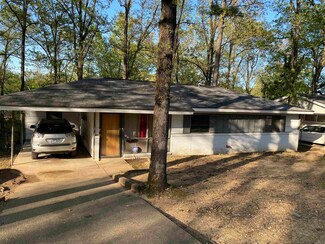 16 Westmont Cir, Little Rock, AR 72209