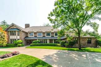 1330 Kurtis Ln, Lake Forest, IL 60045