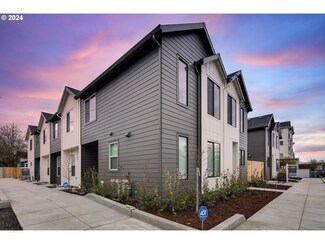 10691 NE Wygant St Unit 3, Portland, OR 97220