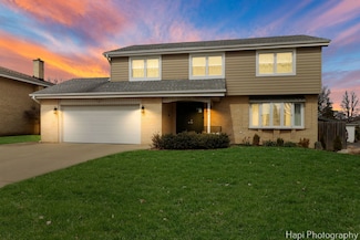 1532 W Holtz Ave, Addison, IL 60101
