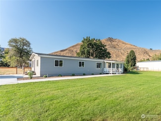 1852 S Methow St, Wenatchee, WA 98801