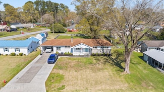 908 Greenfield Heights Blvd, Havelock, NC 28532