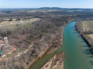 000 Cumberland Rd, White River Township, MO 65747