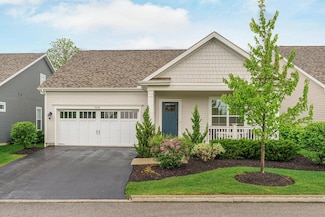 7678 Gateway Blvd, Powell, OH 43065