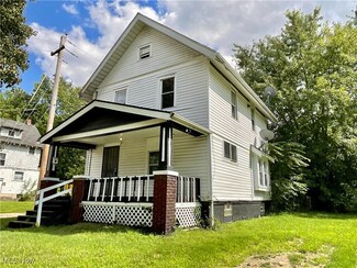 354 E Crosier St, Akron, OH 44311