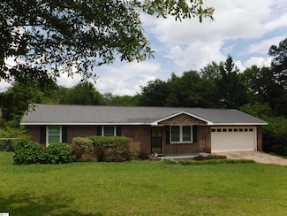 279 Finch Rd, Wellford, SC 29385
