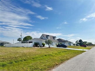 937 NW 5th Place, Cape Coral, FL 33993