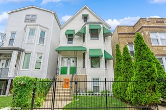 3821 N Whipple St Unit 3, Chicago, IL 60618