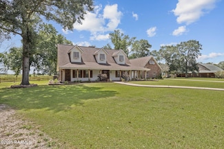 5761 Eagle Pass Dr, Youngsville, LA 70592