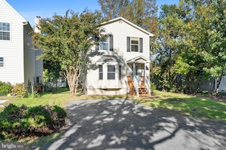 1512 Lincoln Rd, Shady Side, MD 20764