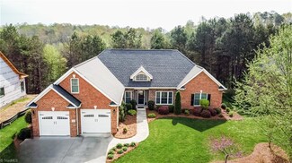 929 Mallard Landing Blvd, Clemmons, NC 27012