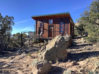 43 Jake Rd, Thoreau, NM 87323