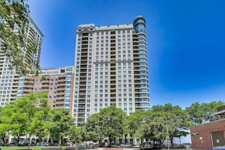 840 N Lake Shore Dr Unit 2401, Chicago, IL 60611