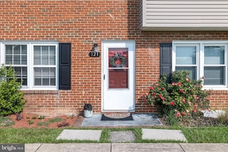121 Chinkapin Dr, Stephens City, VA 22655