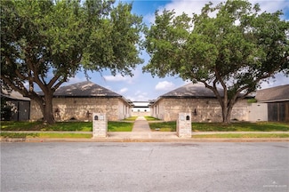 7105 N 8th St, McAllen, TX 78504