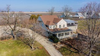 1105 E Peru St, Princeton, IL 61356