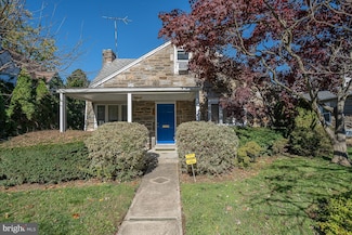 1457 Manoa Rd, Wynnewood, PA 19096