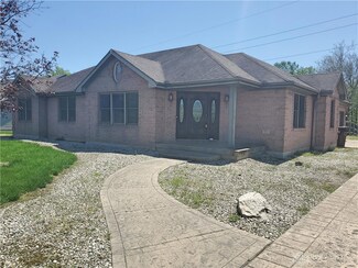 521 Trey Ct, Germantown, OH 45327