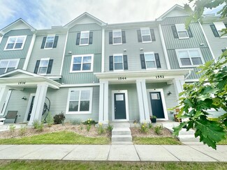 1544 Syracuse Dr, Grayslake, IL 60030