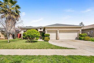 5375 E Eugenia Ave, Fresno, CA 93725